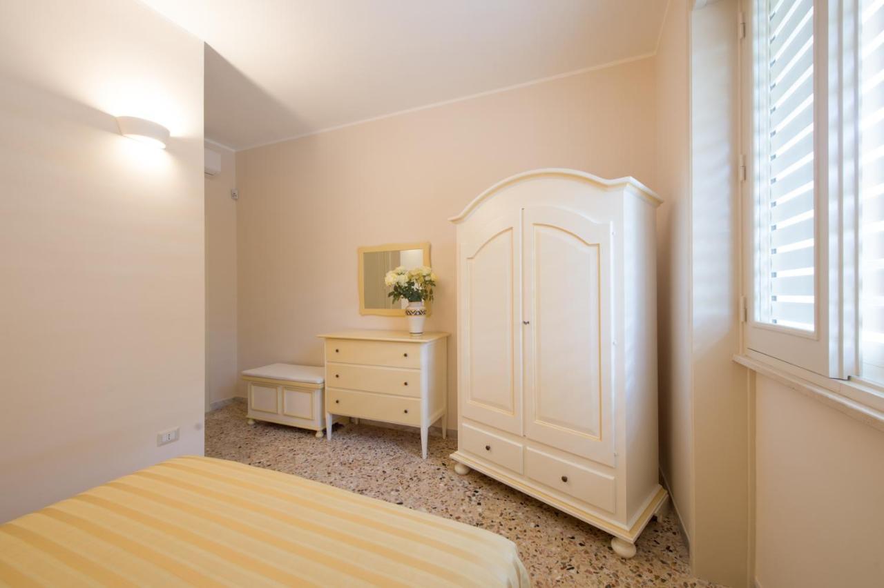 Bed and Breakfast Parco Degli Aranci à Cutrofiano Extérieur photo